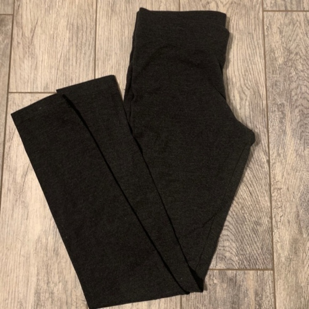 Invite only | gray leggings